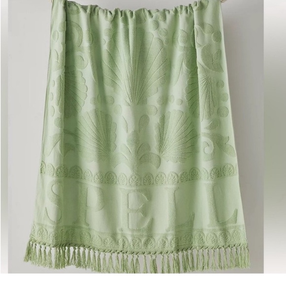 NWT SPELL SEASHELL BEACH TOWEL - Picture 2 of 5